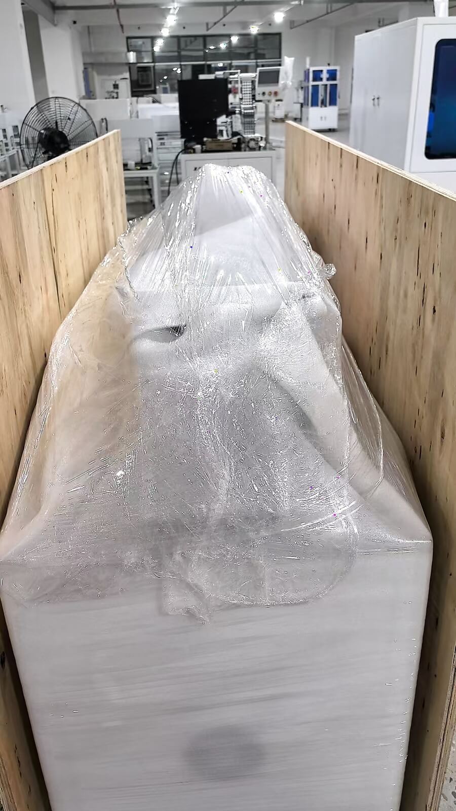 Protective packing for XWELL prismatic battery compress machine before overseas shipment